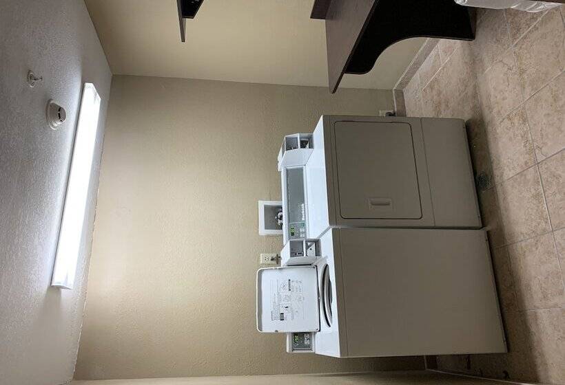 Microtel Inn & Suites Sayre, Pa