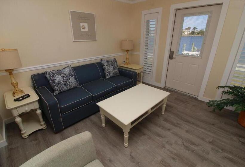 مُتل Fin  N Feather Waterside Inn By Kees Vacations