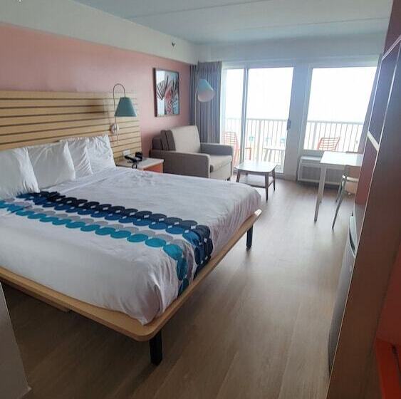 モーテル Golden Sands Oceanfront