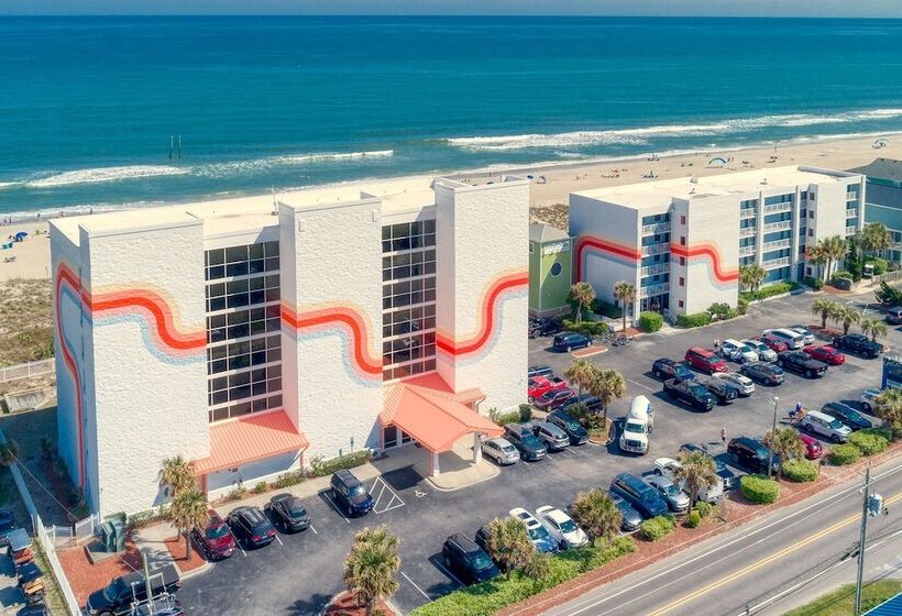 モーテル Golden Sands Oceanfront