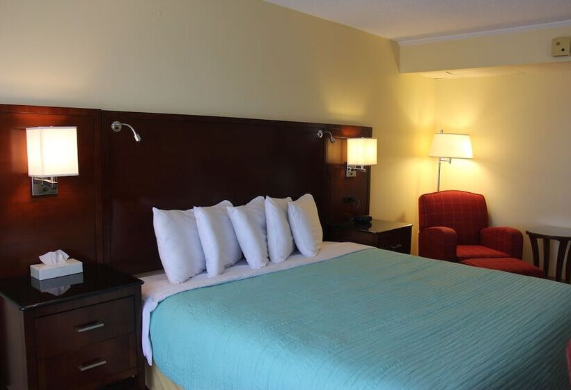 فندق على الطريق Seaside Inn & Suites