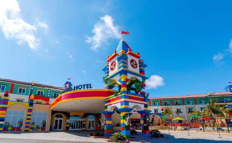 استراحتگاه Legoland California Hotel and Castle