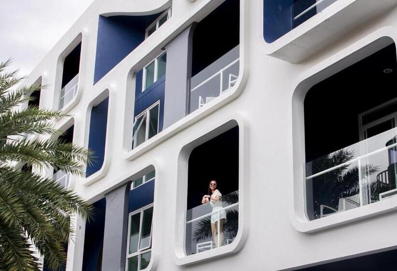 استراحتگاه Sugar Marina Hotel   Nautical   Kata Beach   Sha Plus