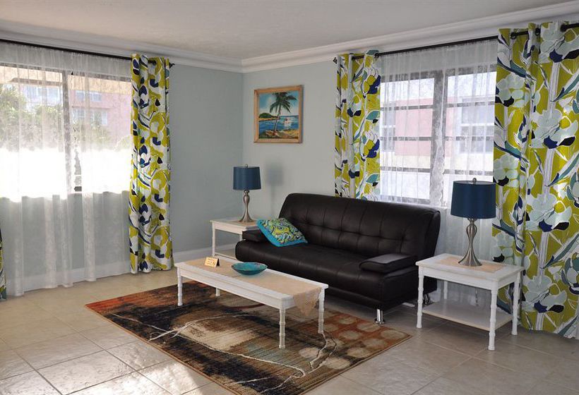 فندق Playa Aqualina Guesthouse