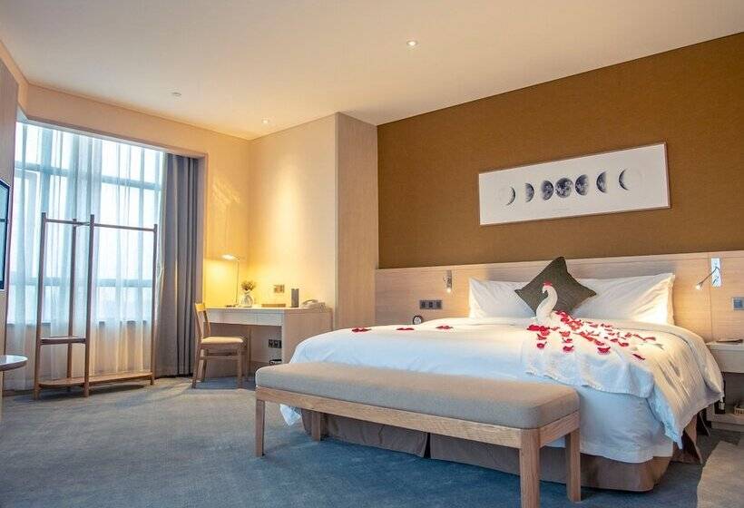 Shundi Shy Hotel Jinshan Lake Zhenjiang