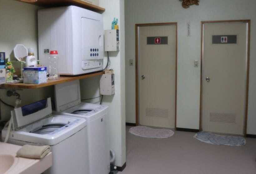 ホテル Minshuku Robinson