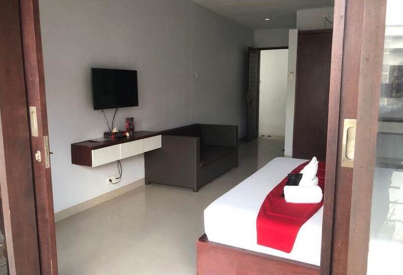 هتل Reddoorz Near Jimbaran Beach 2