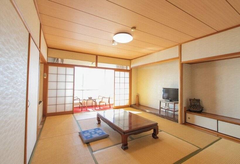 בית מלון כפרי Tabist Setouchi No Yado Takehara Seaside