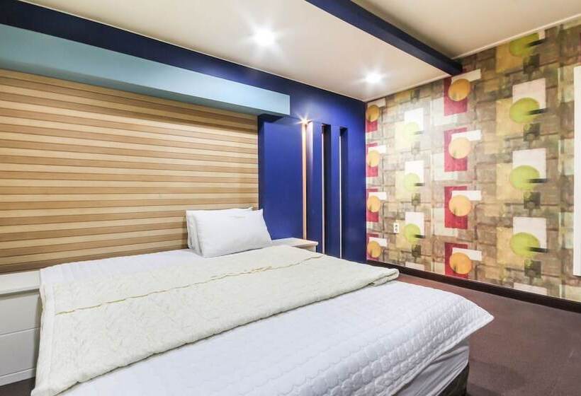 فندق على الطريق Geochang Enter