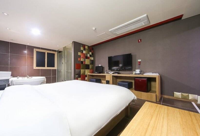 מוטל Mungyeong Jeomchon New