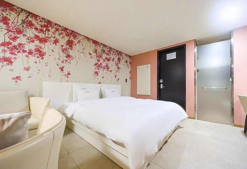 מוטל Mungyeong Jeomchon New