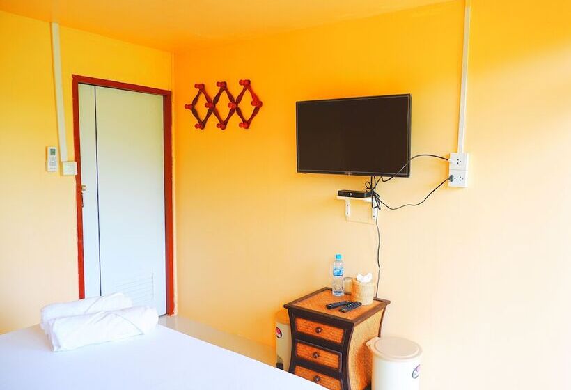 هتل Baan Lung Yod Resort Keangkrachan