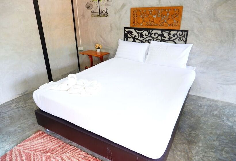 هتل Baan Lung Yod Resort Keangkrachan