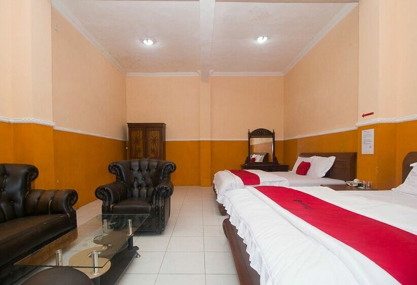 پانسیون Reddoorz Syariah Near Keraton Sumenep