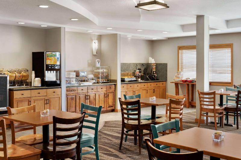 فندق Americinn By Wyndham Laramie Near University Of Wyoming