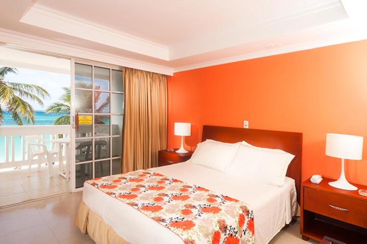 هتل Bahia Sardina