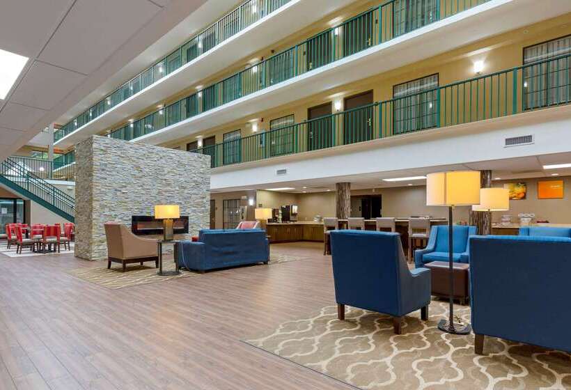 בית מלון כפרי Comfort Suites Near Potomac Mills