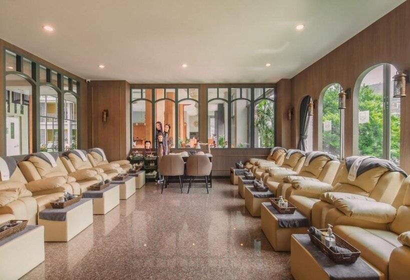 هتل Elite Suites Patong