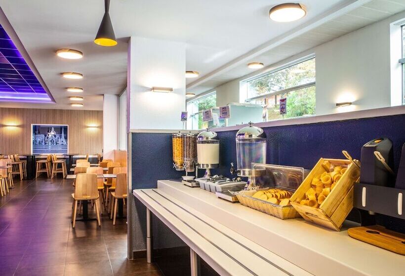 هتل Ibis Budget Paris Porte De Montmartre