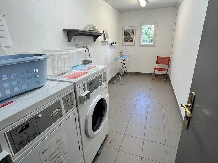 Отель Resid Artel Cadarache  Iter