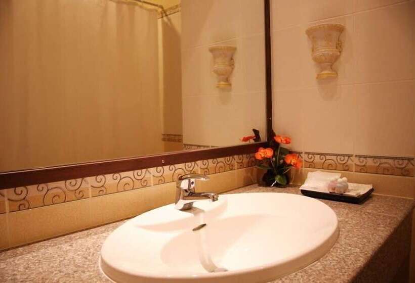 هتل Rita Resort And Residence