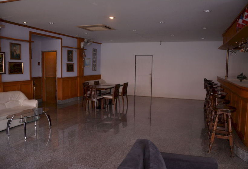 Fotos del hotel Seven Oaks Inn:  38