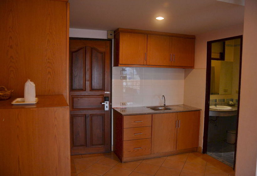 Fotos del hotel Seven Oaks Inn:  42