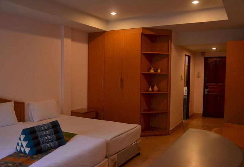 Fotos del hotel Seven Oaks Inn:  16