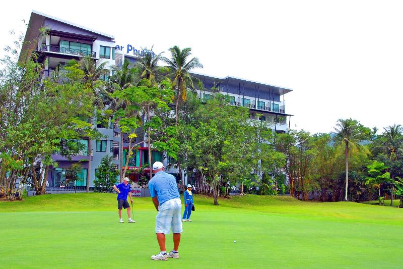 هتل The Par Phuket Sha Plus