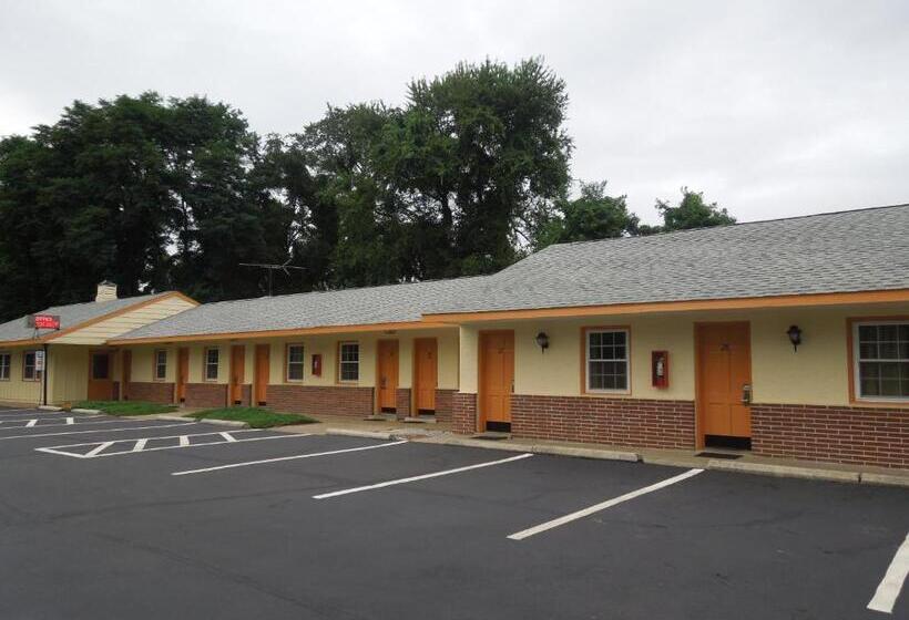 Sentinel Motel