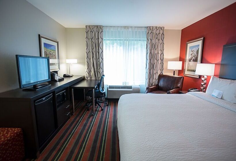 Fairfield Inn & Suites By Marriott Moscow