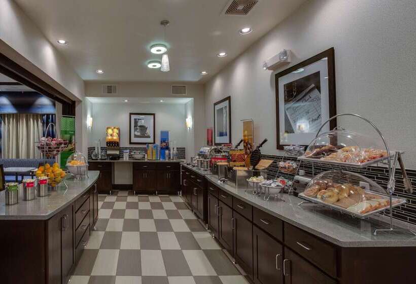 Hampton Inn & Suites Elyria