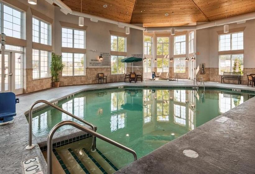 هتل Best Western Plus Appleton Airport Mall