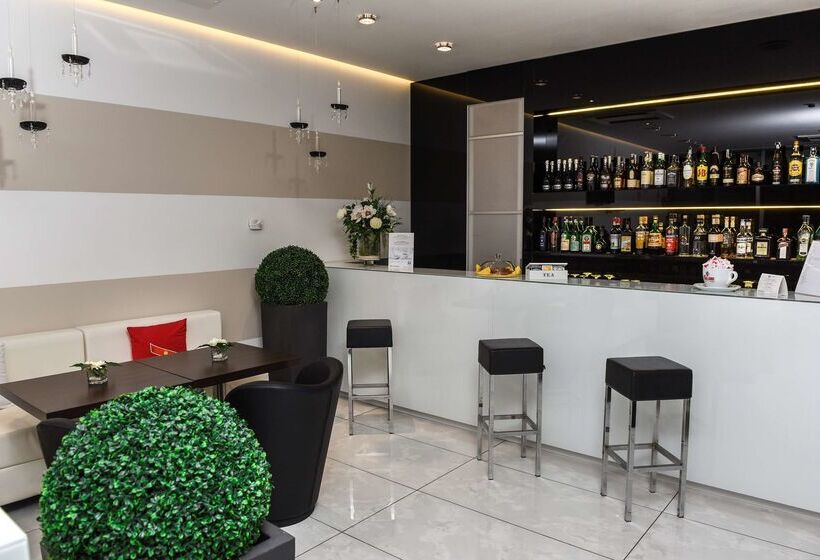 Best Western Plus Hotel Modena Resort