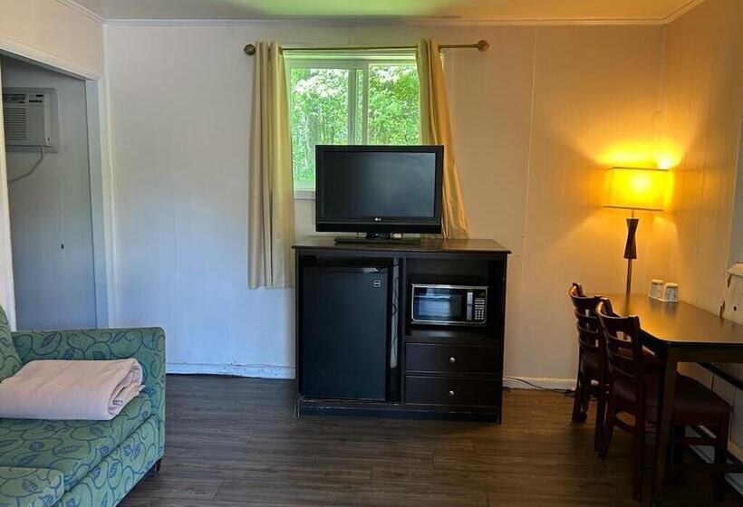 Отель Country Place Inn And Suites