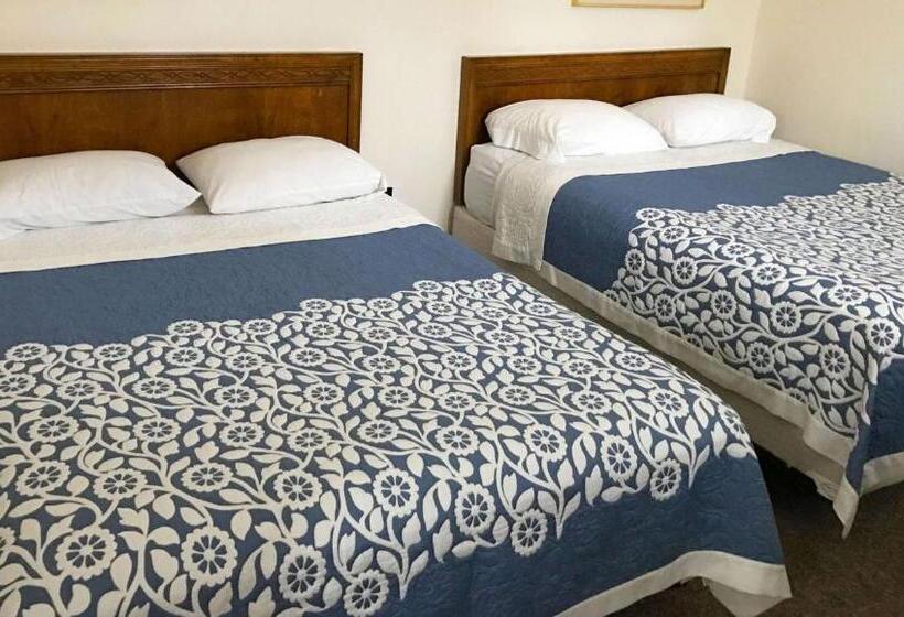 Отель Country Place Inn And Suites