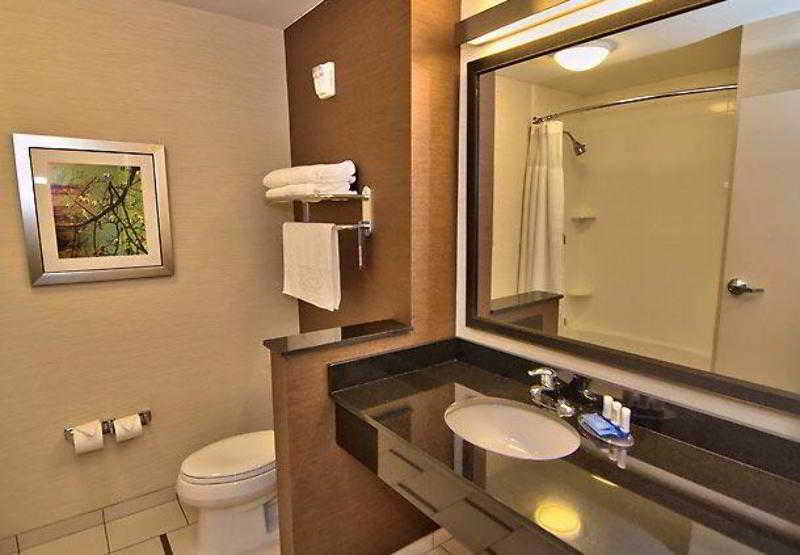 Отель Fairfield Inn & Suites By Marriott Towanda Wysox