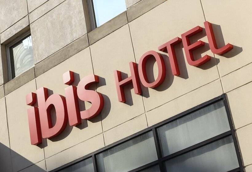 هتل Ibis Buenos Aires Obelisco
