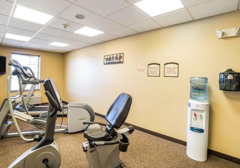 هتل Mainstay Suites Rapid City