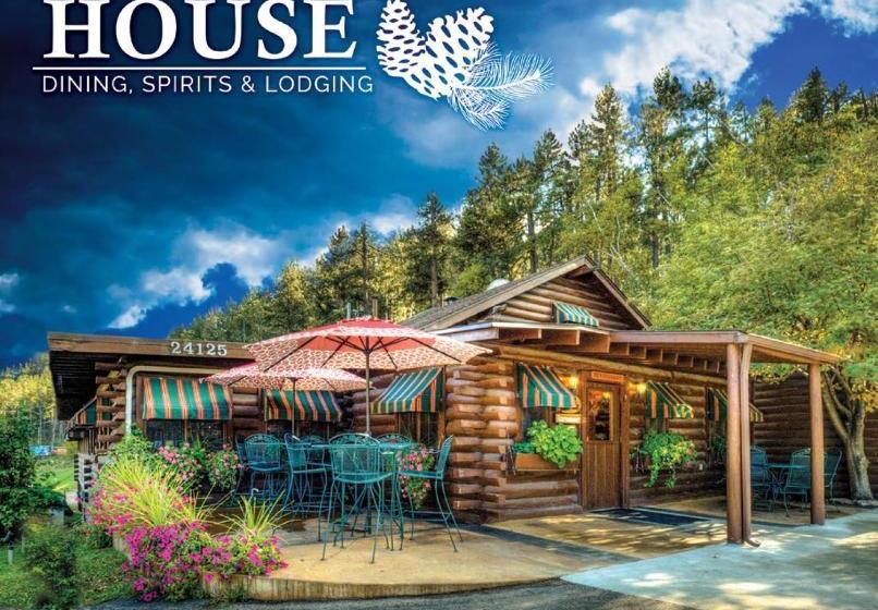 هتل Powder House Lodge