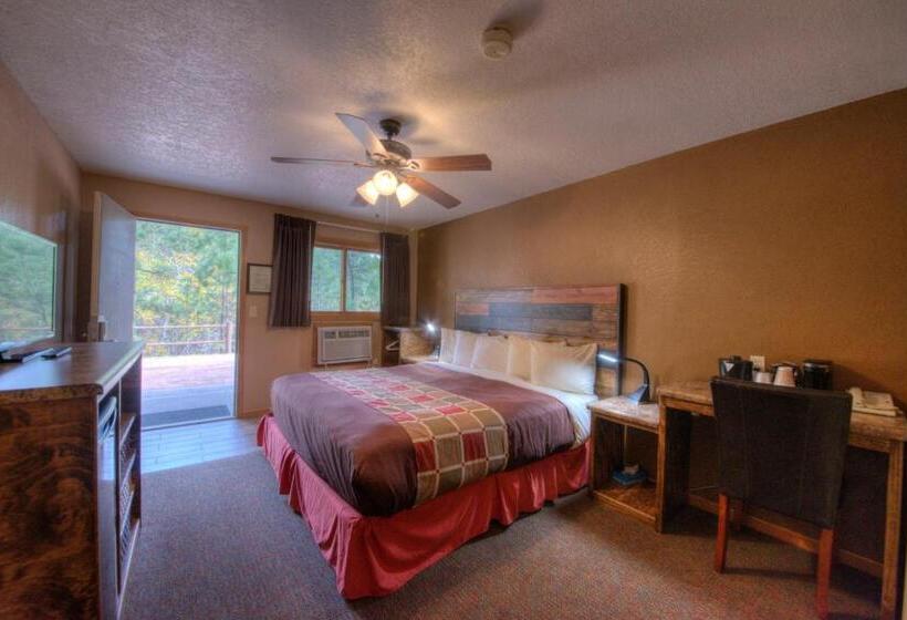 هتل Powder House Lodge