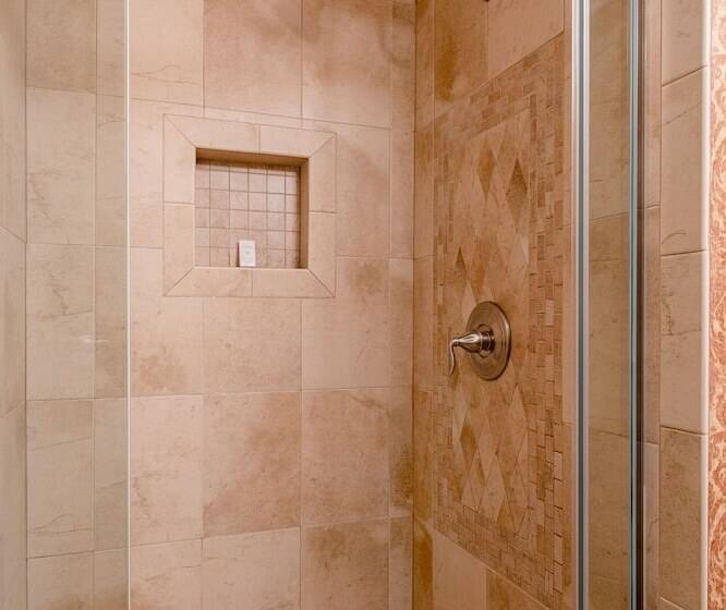 هتل روستایی Red Coach Inn