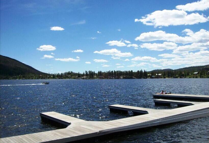 ホテル Western Riviera Lakeside Lodging