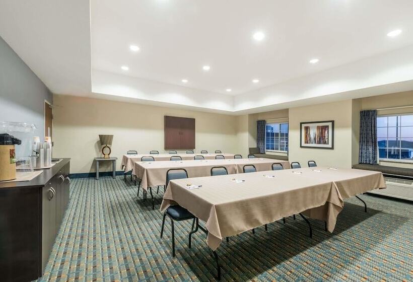 Microtel Inn & Suites By Wyndham Stanley