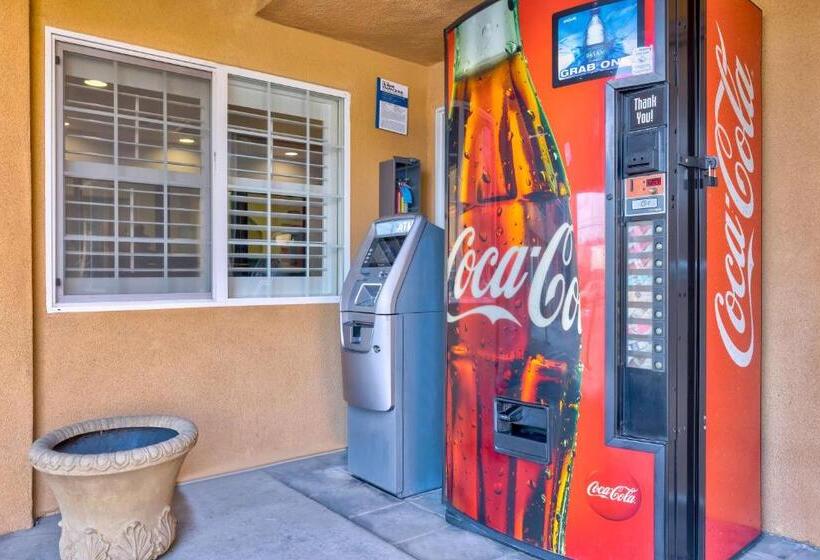 Motel 6 South Gate CA