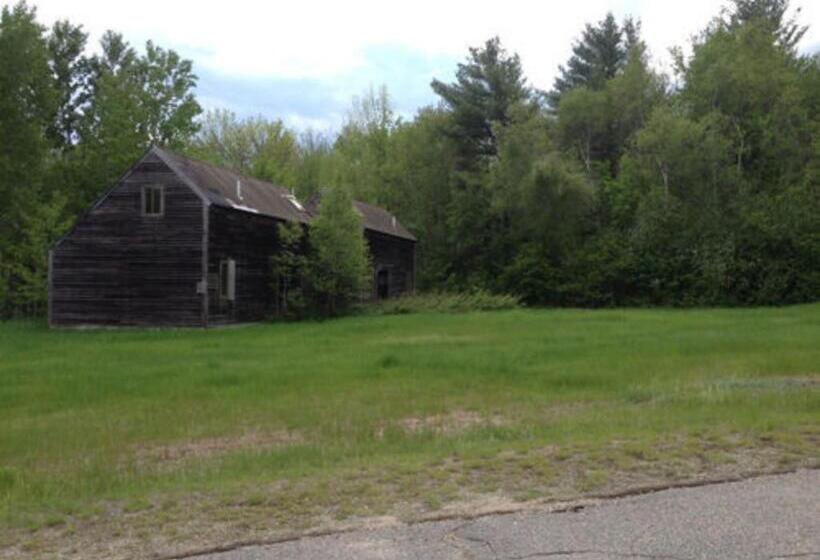 منتجع Evergreen Valley Inn