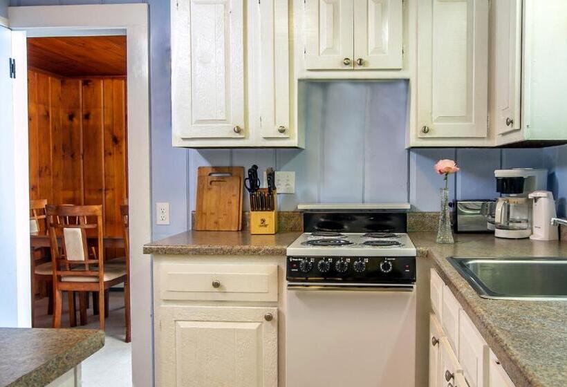 모텔 The Even Tide