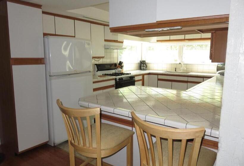 모텔 The Even Tide