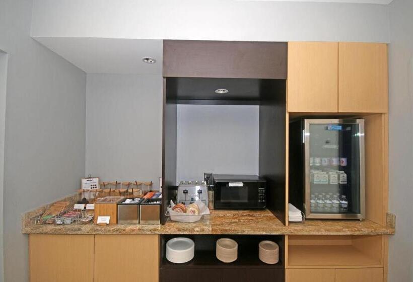 Towneplace Suites By Marriott Aiken Whiskey Road