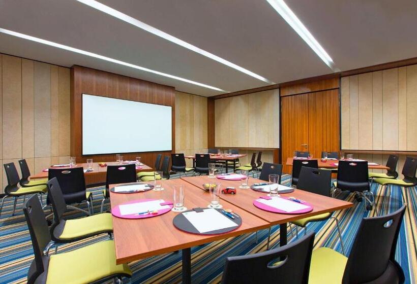 호텔 Aloft Kuala Lumpur Sentral